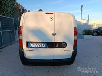 Begagnad Opel Combo 90 HK (66 kW) 2015 Vit Minibuss