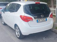 Usata Opel Meriva Cosmo 120 CV (88 kW) 2012 Bianco Monovolume