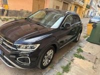 Usata VW T-Roc 116 CV (85 kW) 2024 Nero SUV
