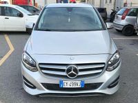 Usata Mercedes B160 Premium 90 CV (66 kW) 2015 Argento Monovolume