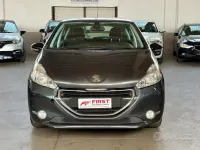 Usata Peugeot 208 Allure 82 CV (60 kW) 2014 Grigio Utilitaria