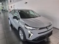 Nuova Renault Captur Evolution 122 CV (89 kW) 2026 Grigio SUV