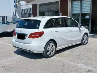 Usata Mercedes B200 Executive 136 CV (100 kW) 2017 Bianco Utilitaria