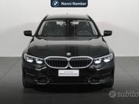 Usata BMW 320e Sport Line 190 CV (139 kW) 2021 Nero Station wagon
