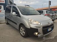 Usata Peugeot Partner Tepee Outdoor 115 CV (84 kW) 2015 Grigio Monovolume