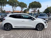 Brugt Renault Clio V Techno 101 HK (74 kW) 2024 Hvid Sedan