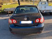 Usata VW Jetta 105 CV (77 kW) 2006 Berlina