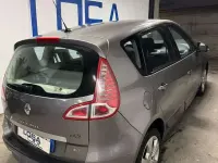 Usata Renault Scenic E-Tech Dynamique 110 CV (80 kW) 2009 Grigio Monovolume