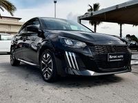 Usata Peugeot 208 Allure 100 CV (73 kW) 2025 Nero Utilitaria