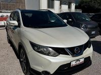 Usata Nissan Qashqai Tekna 131 CV (96 kW) 2015 Bianco SUV
