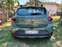 Usata Dacia Sandero Stepway 101 CV (74 kW) 2024 Verde Berlina