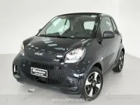 Usata Smart ForTwo Electric Drive Passion 60 kW (82 CV) 2023 Nero Berlina