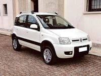 Usata Fiat Panda 4x4 Climbing 75 CV (55 kW) 2011 Bianco Utilitaria