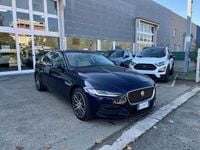 Usata Jaguar XE R-Dynamic 180 CV (132 kW) 2019 Blu/azzurro Berlina