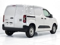 Ny Fiat Doblò 131 HK (96 kW) 2025 Vit Minibuss