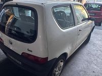 Usata Fiat 600 54 CV (39 kW) 2007 Bianco Berlina