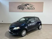Usata Lancia Ypsilon Gold 69 CV (50 kW) 2017 Blu/azzurro Utilitaria
