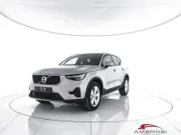 Nuova Volvo XC40 Core 163 CV (119 kW) 2026 Vapour grey SUV