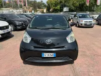 Usata Toyota iQ 68 CV (50 kW) 2010 Nero Utilitaria