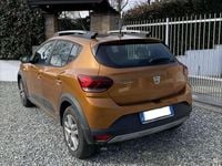 Usata Dacia Sandero Stepway 90 CV (66 kW) 2023 Arancione SUV