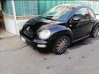 Usata VW New Beetle 105 CV (77 kW) 1999 Nero Utilitaria