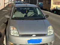 Usata Ford Fiesta 68 CV (50 kW) 2003 Grigio Utilitaria