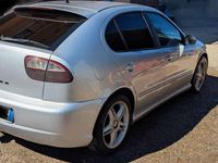 Usata Seat Leon Sport 131 CV (96 kW) 2005 Argento Berlina