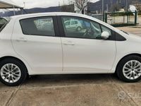 usata Toyota Yaris 1000 benzina ok neo patentati