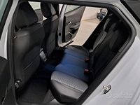 Usata Peugeot 2008 Allure 101 CV (74 kW) 2024 Bianco SUV