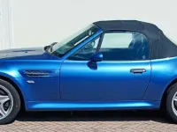 Usata BMW 325 Cabriolet Efficient Dynamics 325 CV (239 kW) 1996 Blu/azzurro Cabrio