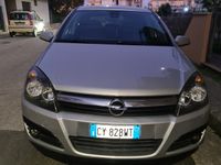 usata Opel Astra 1.9 tdi full optional unico propriet