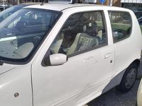 Käytetty Fiat 600 54 HP (39 kW) 2007 Valkoinen Viistoperä