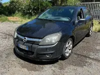 Usata Opel Astra 150 CV (110 kW) 2005 Nero Berlina