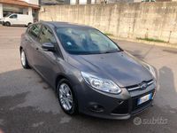 Usata Ford Focus 95 CV (69 kW) 2012 Grigio Berlina