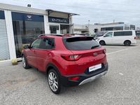 Usata Kia Stonic Style 101 CV (74 kW) 2019 Rosso SUV