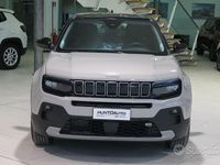 Usata Jeep Avenger Altitude 101 CV (74 kW) 2023 Beige SUV