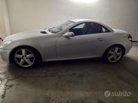 Usata Mercedes SLK200 Chrome 163 CV (119 kW) 2006 Grigio Cabrio