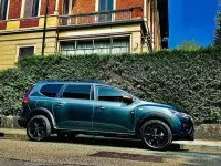 Usata Dacia Jogger Expression 101 CV (74 kW) 2024 Verde Monovolume