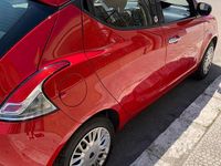 Usata Lancia Ypsilon 60 CV (44 kW) 2016 Rosso Utilitaria