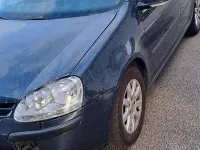 Usata VW Golf V 105 CV (77 kW) 2005 Blu Utilitaria