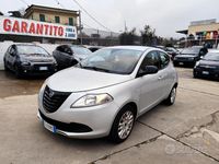 Usata Lancia Ypsilon 69 CV (50 kW) 2015 Grigio Utilitaria