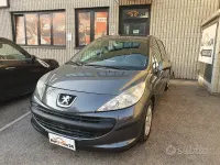 Usata Peugeot 207 Business-Line 68 CV (50 kW) 2010 Grigio Berlina