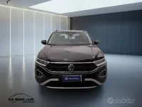 Usata VW T-Roc Life 150 CV (110 kW) 2024 Nero SUV
