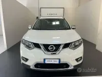 Usata Nissan X-Trail N-Vision 131 CV (96 kW) 2017 Bianco SUV