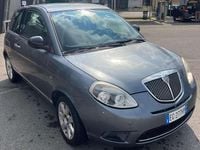 Usata Lancia Ypsilon 69 CV (50 kW) 2011 Blu/azzurro Utilitaria