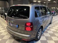 Usata VW Touran Highline 109 CV (80 kW) 2009 Grigio Monovolume
