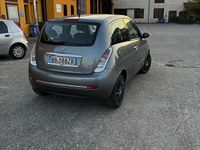 Usata Lancia Ypsilon 60 CV (44 kW) 2007 Grigio Utilitaria