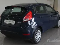 Usata Ford Fiesta 80 CV (58 kW) 2014 Blu Utilitaria
