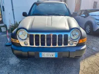 Usata Jeep Cherokee 163 CV (119 kW) 2006 Nero SUV