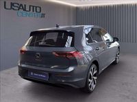 Usata VW Golf VIII Life 110 CV (80 kW) 2020 Dolphin grey metallizzato Berlina
